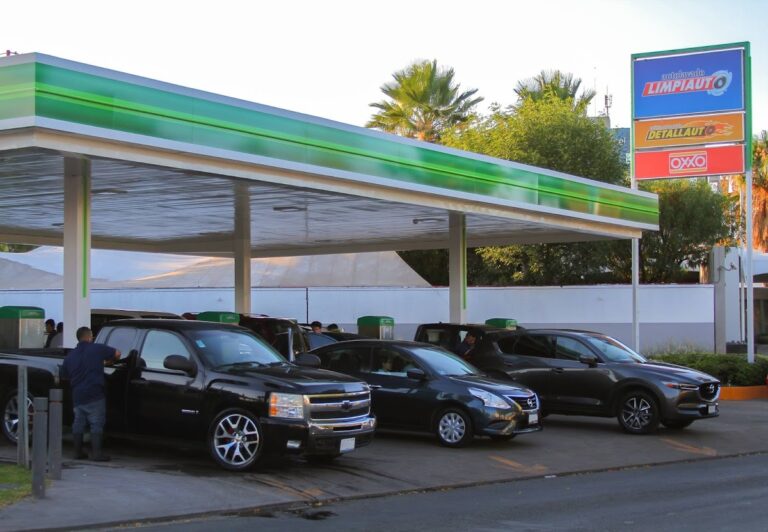 24127 autolavado limpiauto 768x532