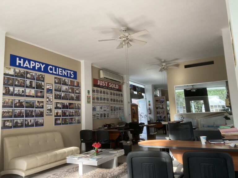 25017 global real estate mexico 768x576