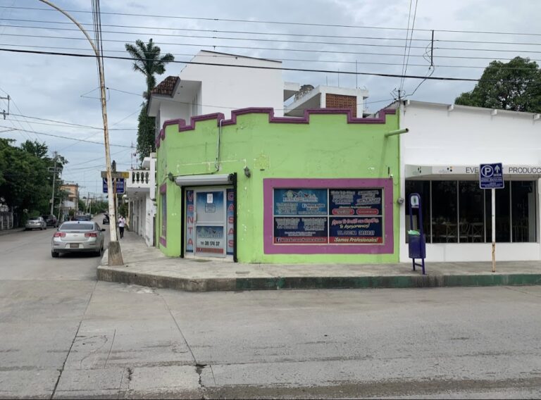 25085 agencia inmobillaria almaraz 768x568