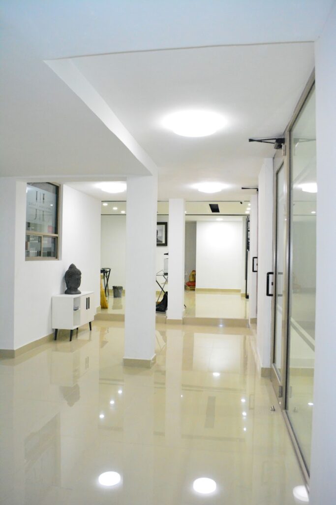 25646 linan y asociados abogados 683x1024