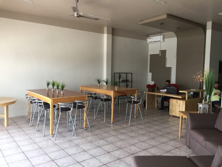 27647 enlace centro de negocios 768x576