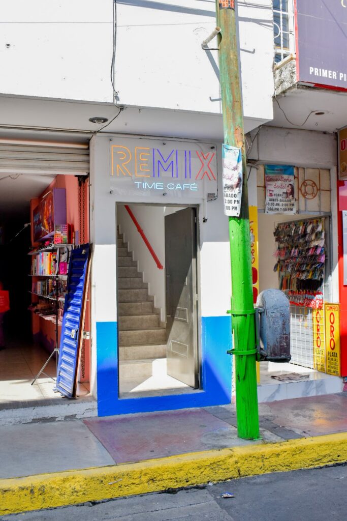 27744 remix coworking 683x1024