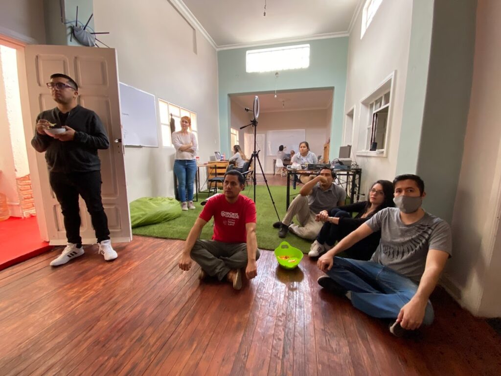 28010 hacker garage zacatecas 1024x768