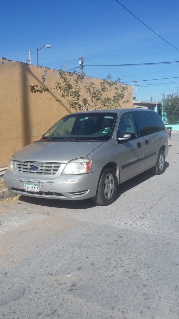 28449 escuela de manejo lucero 576x1024