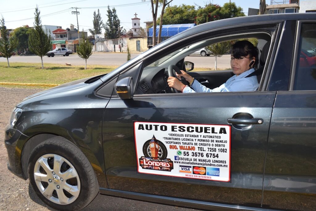 28597 escuela de manejo londres 1024x683