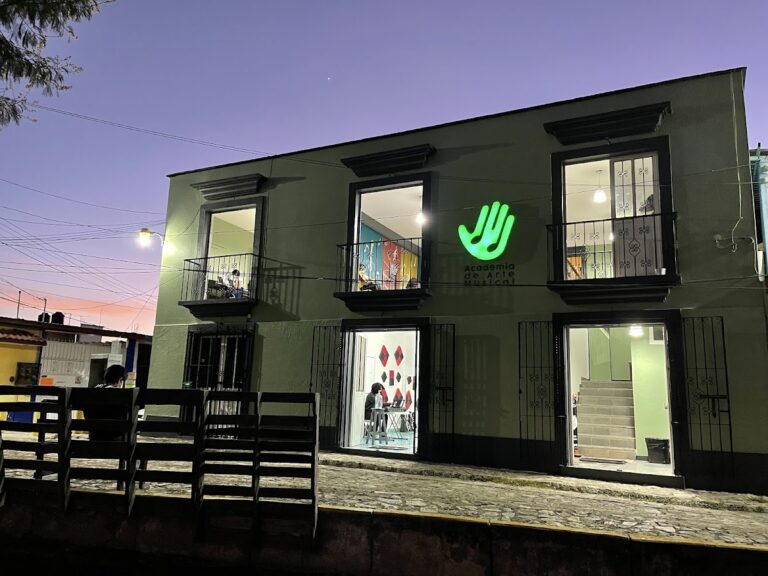 28962 academia de arte musical 768x576