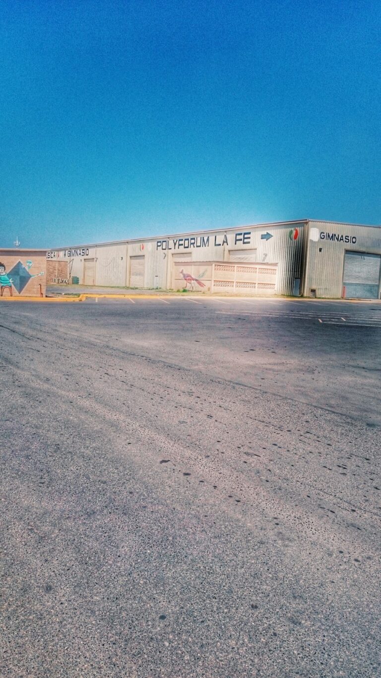 29401 espacio de artes y oficios maquila creativa 768x1365