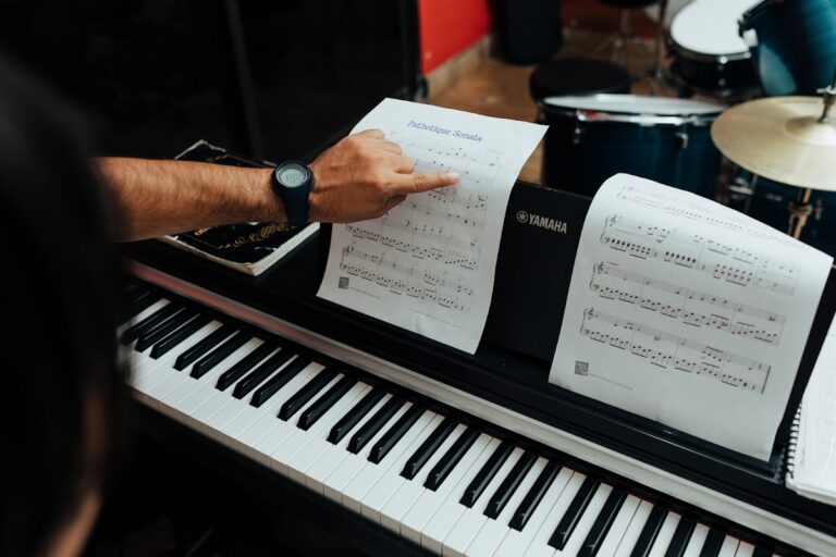 29481 eiffel escuela de artes 768x512