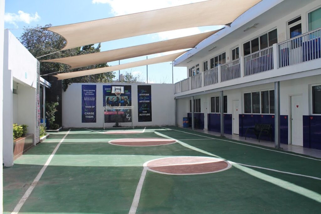 30001 colegio yucatan plantel secundaria preparatoria 1024x683