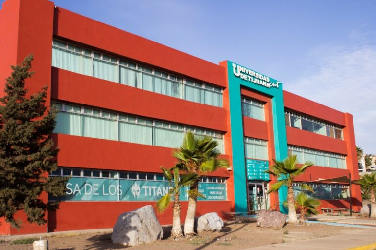 30038 universidad de tijuana campus ensenada 768x512
