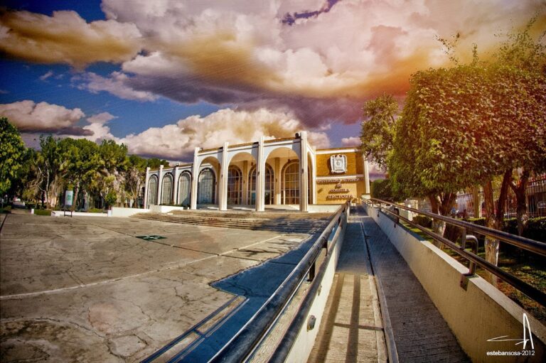 30072 universidad autonoma de coahuila 768x511