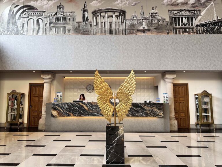 30751 real maestranza hotel 768x576