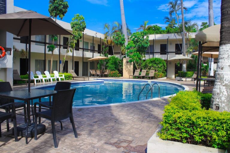 30977 hotel el dorado los mochis 768x512