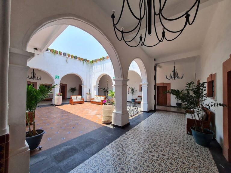 31251 hotel catedral cuernavaca 768x576