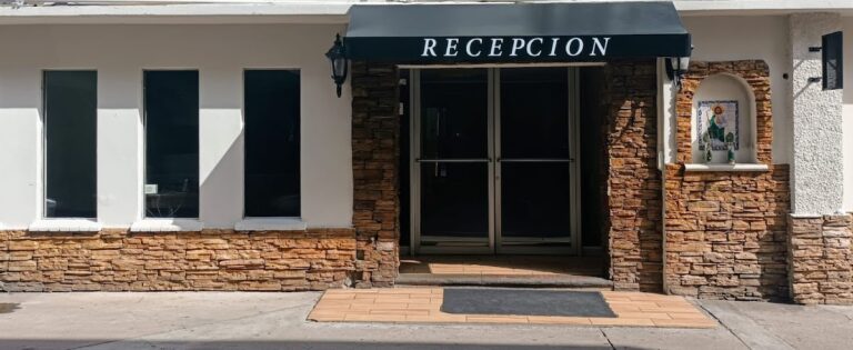 31341 hotel san carlos nogales 768x315