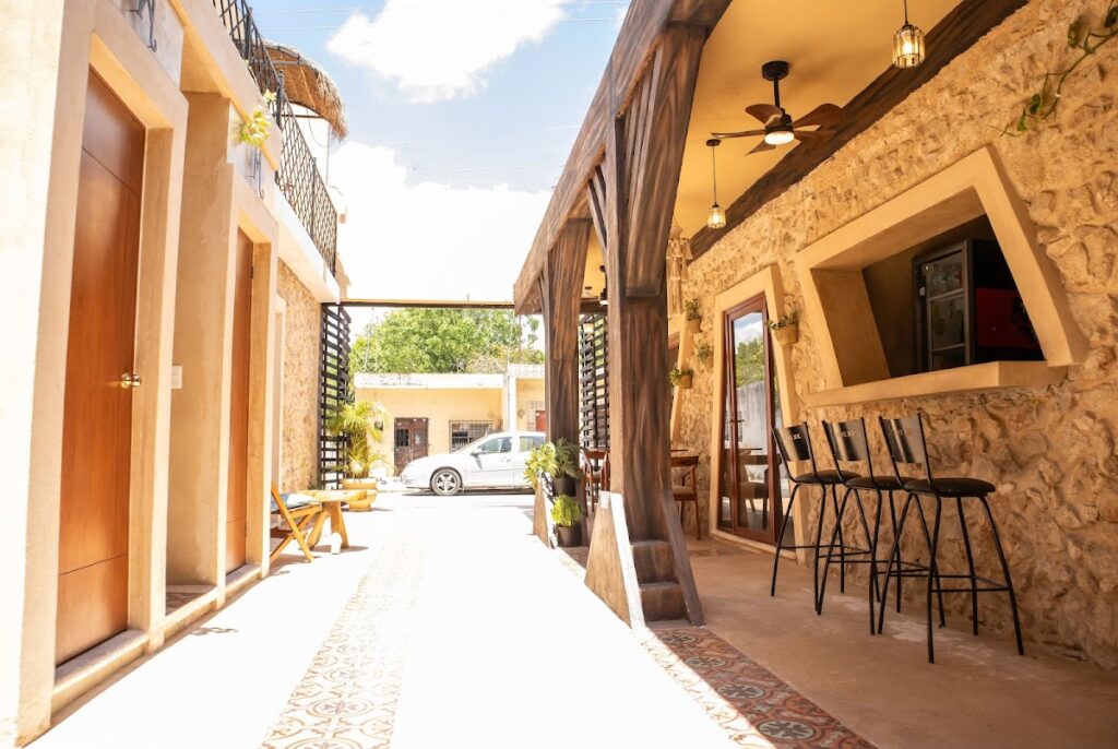 31392 hotel tunich naj hostal 1024x686