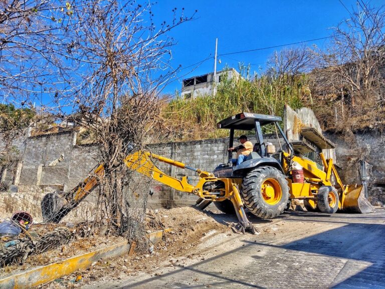 31927 maquinaria pesada camte 768x576