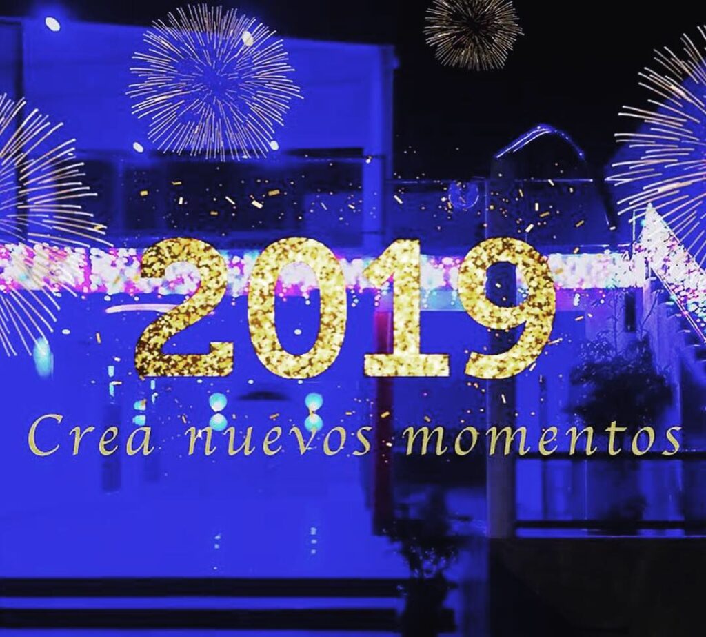 32237 blue waterfall sala de fiestas 1024x923