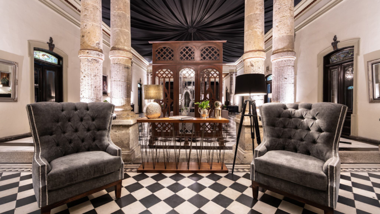 32387 mansion magnolia 768x433