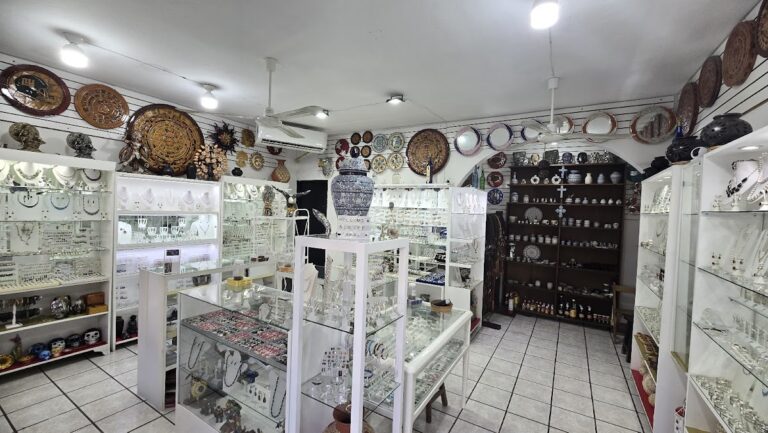 33547 joyeria y artesanias cielito lindo en huatulco 768x433
