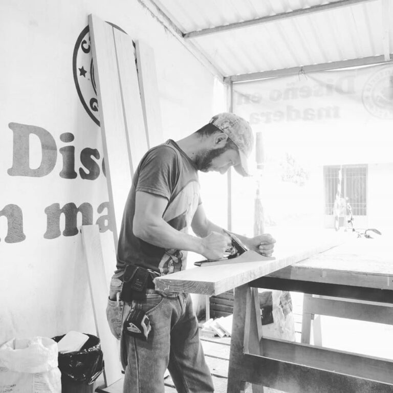 35442 gepetto diseno en madera. carpinteria 768x768