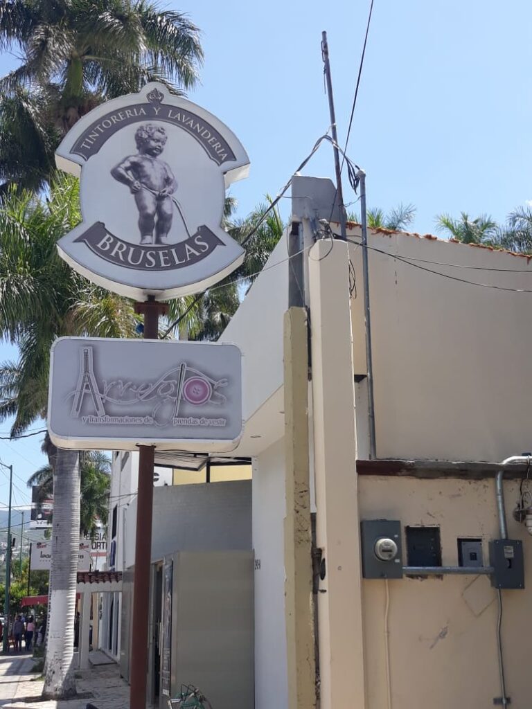 38870 bruselas tintoreria y lavanderia 768x1024