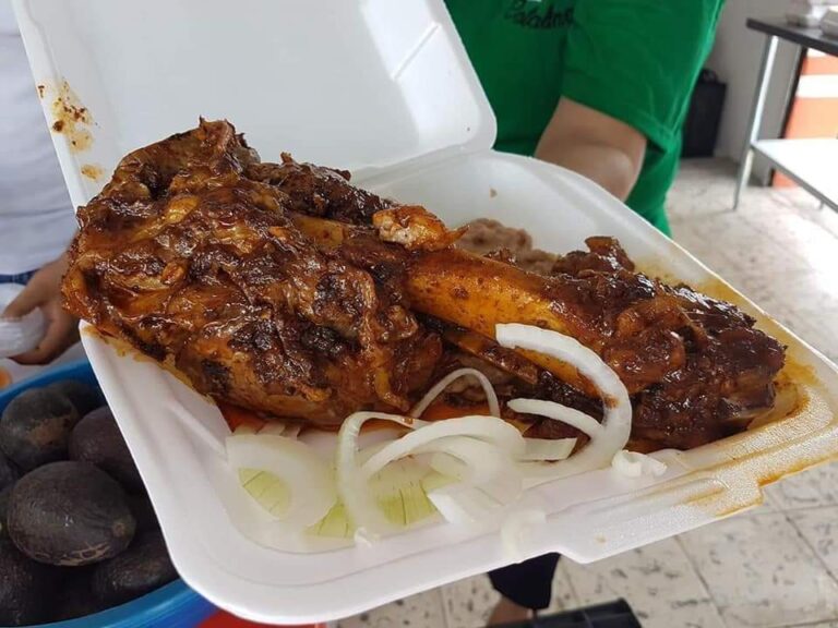 3974 8220comidas catalina8221 768x576