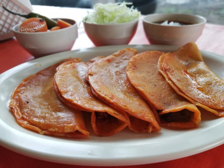 4056 loncheria el rinconcito 768x576