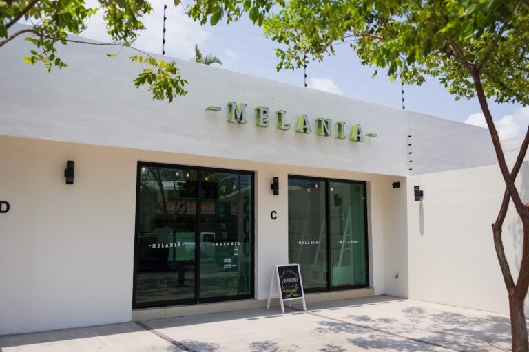 4261 melania emiliano zapata tecoman 768x512