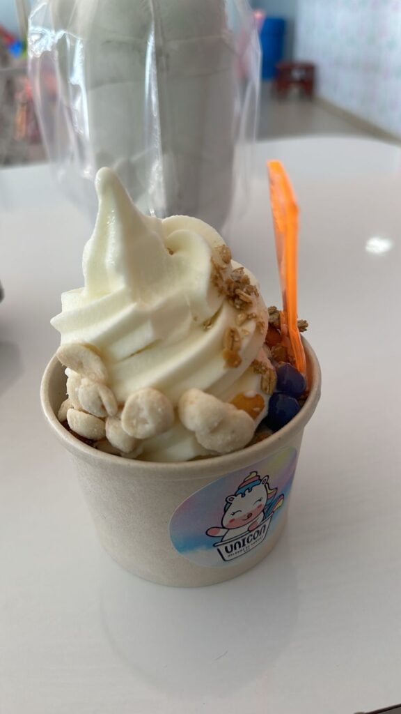 4402 unicon helados de yogurt 576x1024