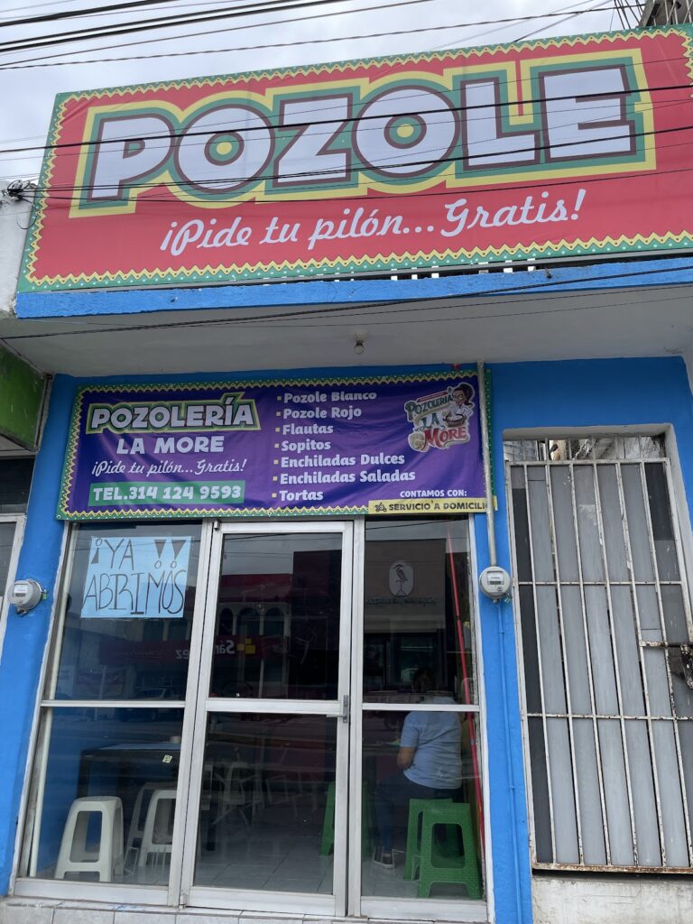 4956 pozoleria la more zlo 768x1024