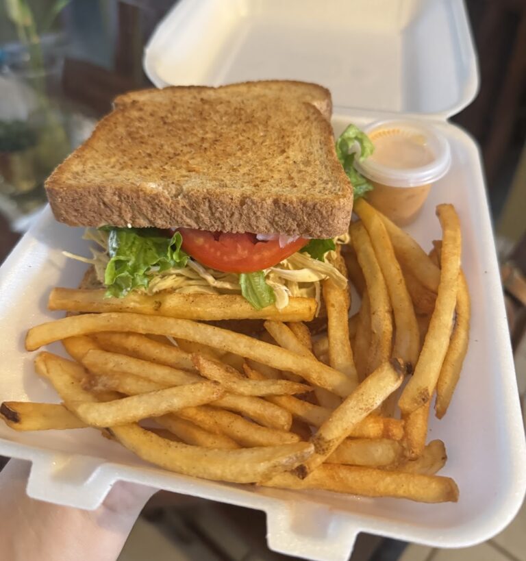 5738 loncheria emi 768x819