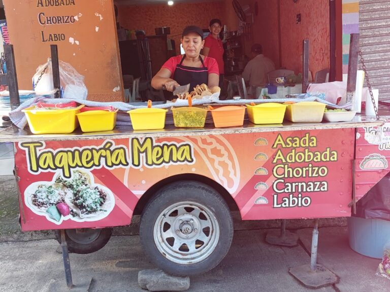 7023 taqueria mena 768x576