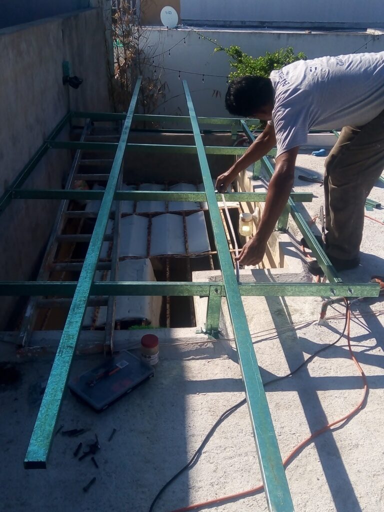 7498 plomel 768x1024