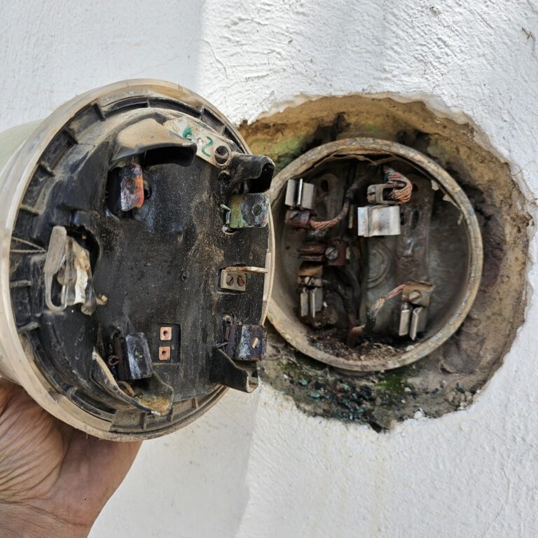 7727 electro soluciones urgentes 768x768