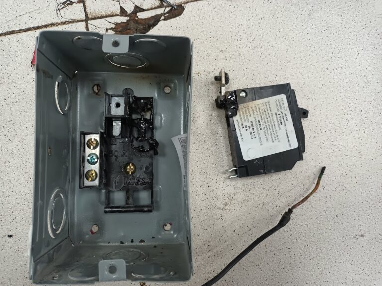 7872 electricista balderas 768x576