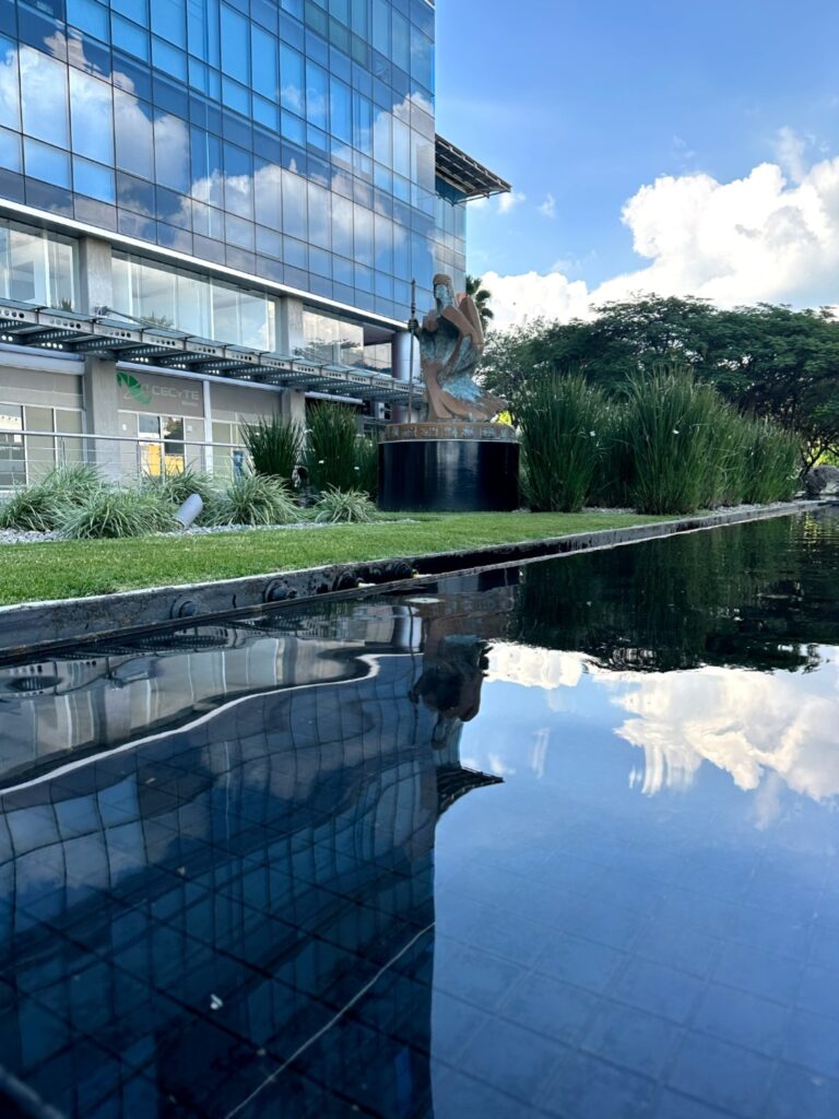 8351 dr. jorge luis vela cantoran 8211 ginecologo en cuernavaca 768x1024