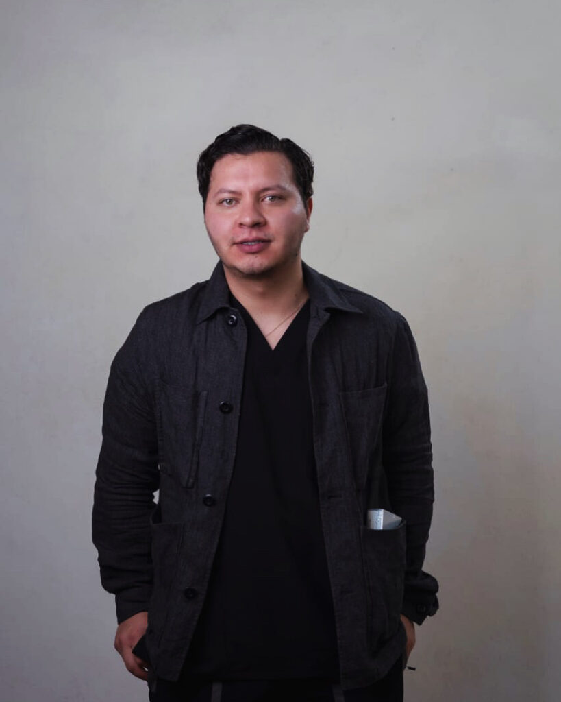 8629 dr. diego gonzalez 819x1024