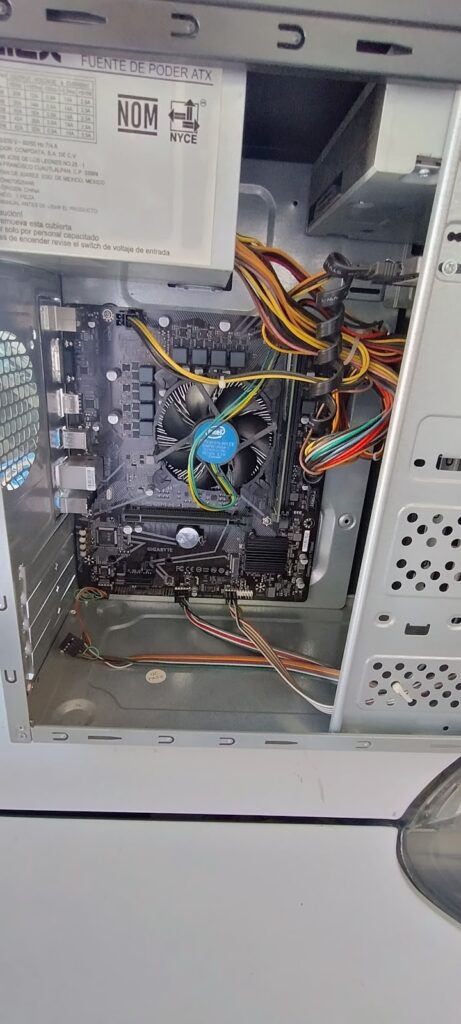 9020 servicio tecnico en computadoras zamora 461x1024