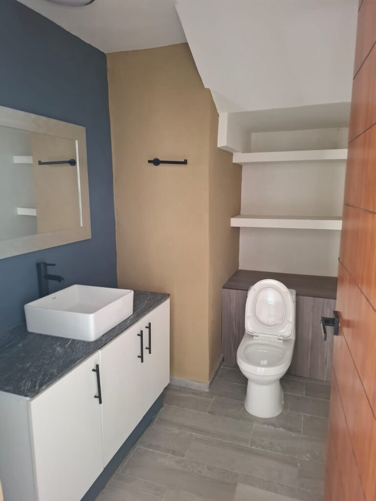 0c86f521 cd0c 4d7c aaa9 bc3fa5112b0b 768x1024