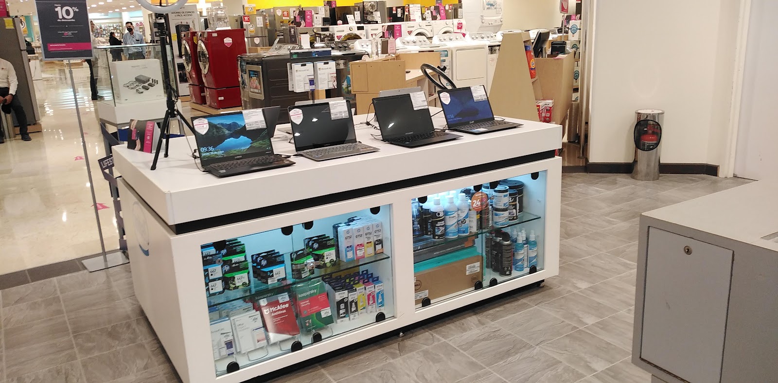 leetx-google-photo-1770412786722-0-9 leetx-google-photo-1770412786722-0-9