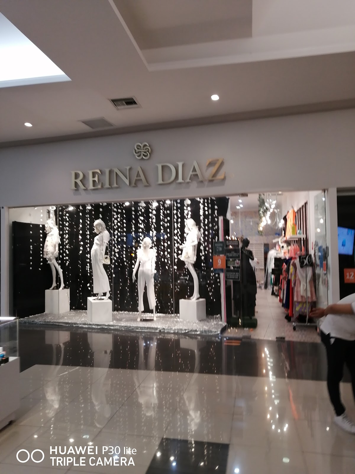 leetx-google-photo-1770421413541-0-4 leetx-google-photo-1770421413541-0-4