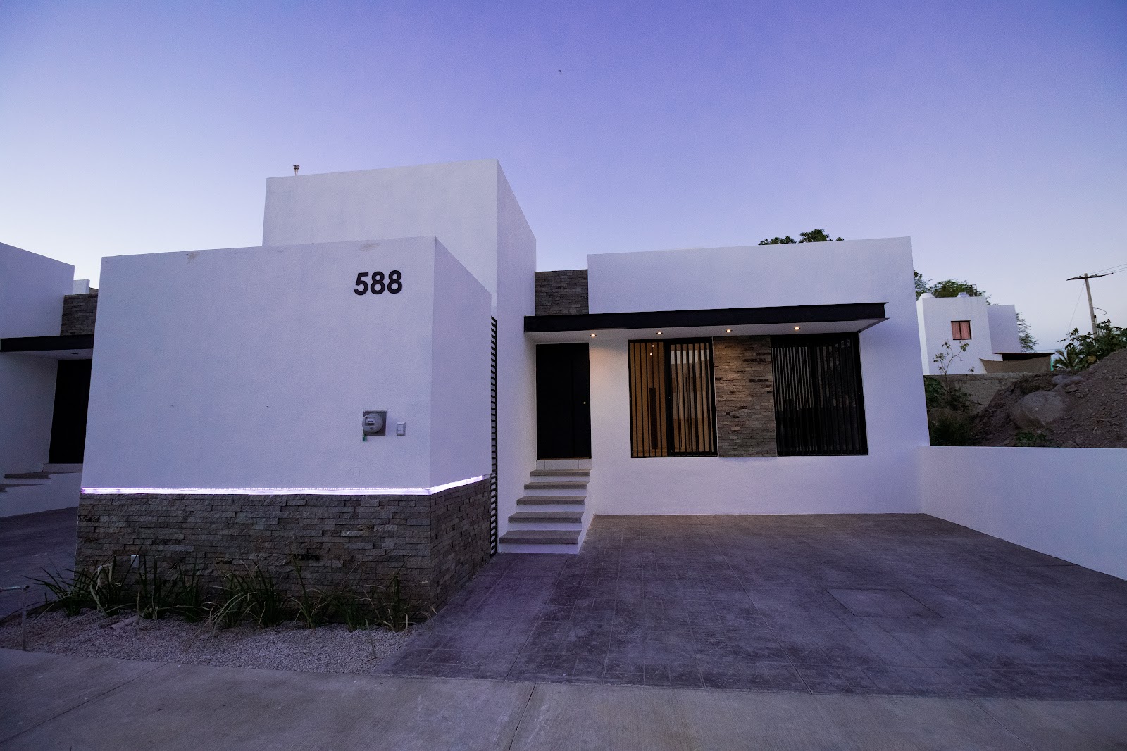 leetx-google-photo-46798-8 leetx-google-photo-46798-8