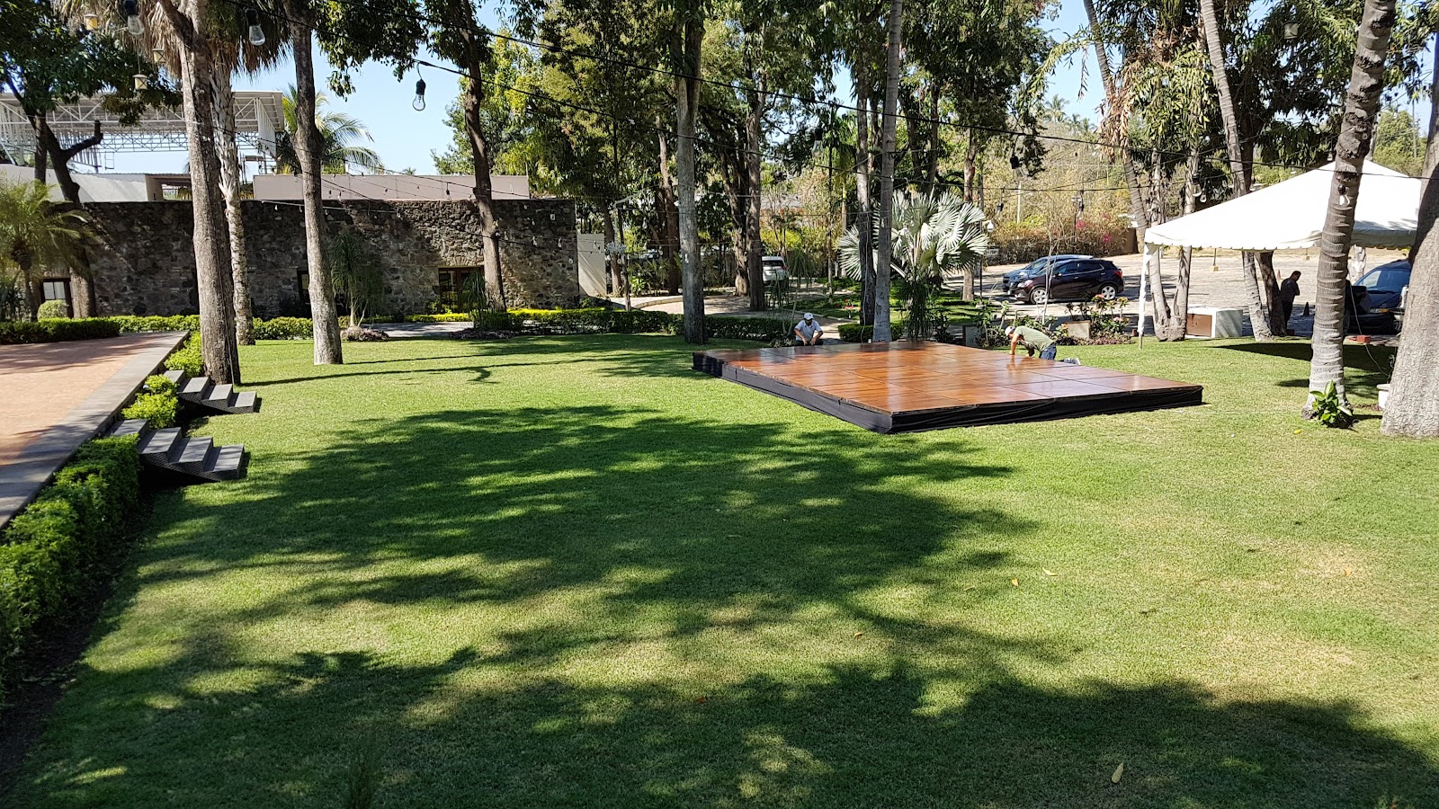 leetx-google-photo-51913-5 leetx-google-photo-51913-5