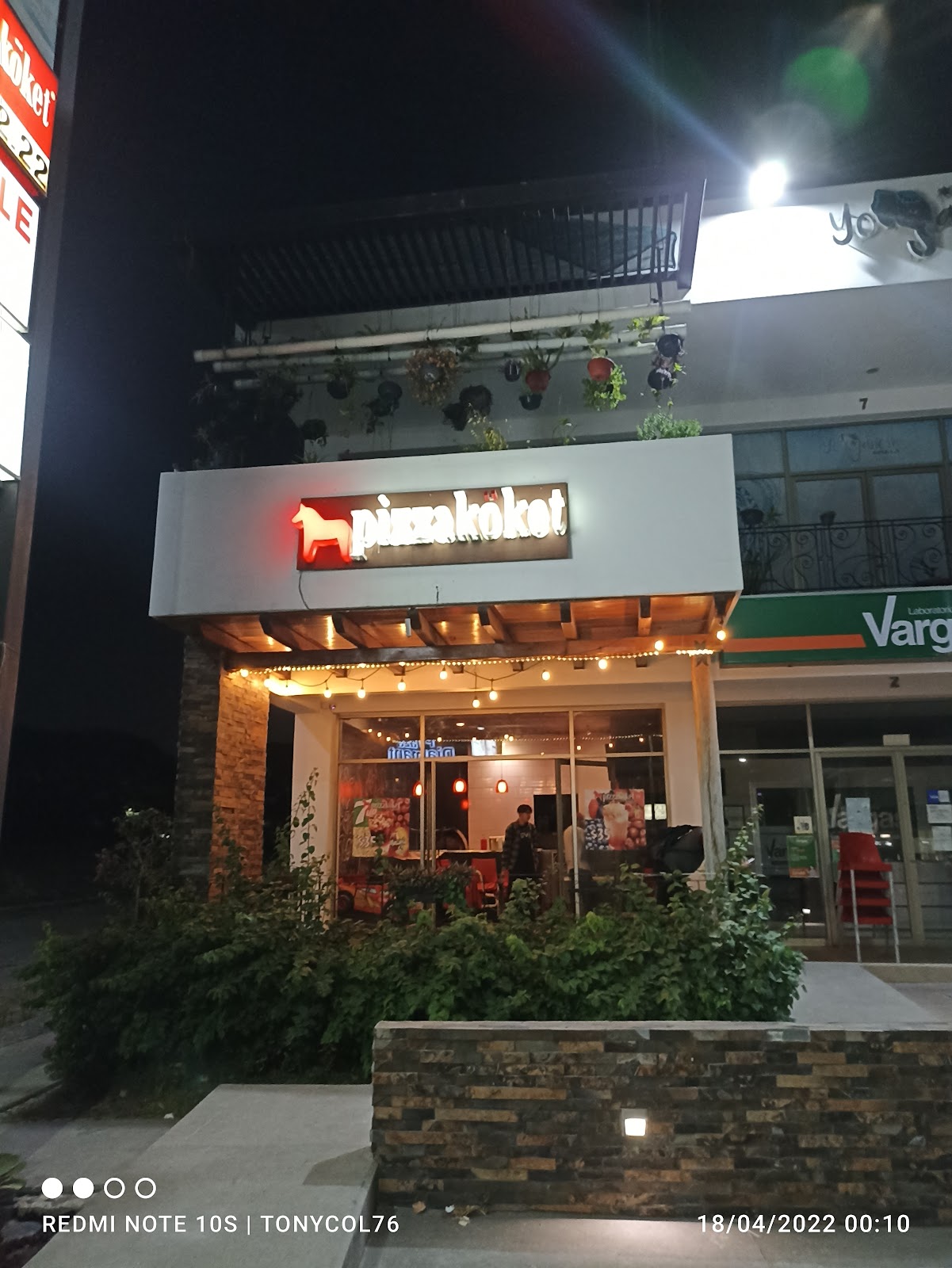 leetx-google-photo-54812-3 leetx-google-photo-54812-3