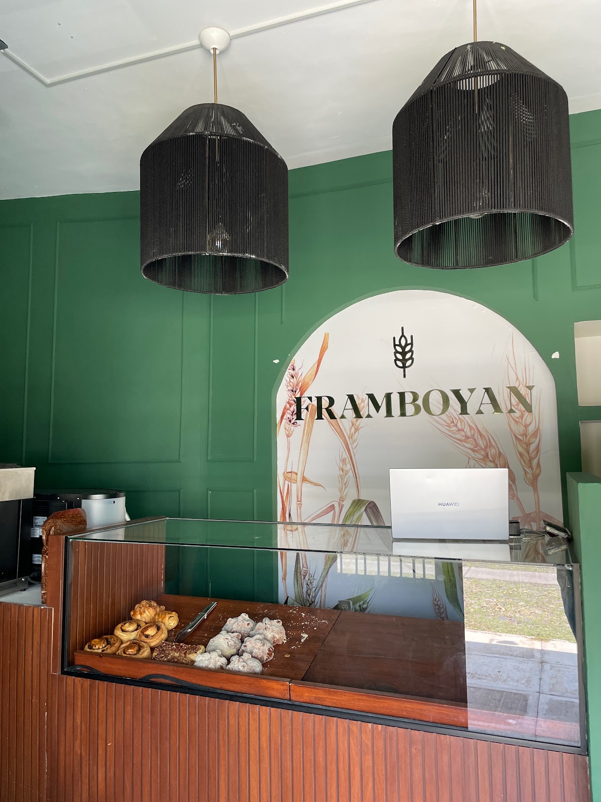 leetx-google-photo-57818-3 leetx-google-photo-57818-3