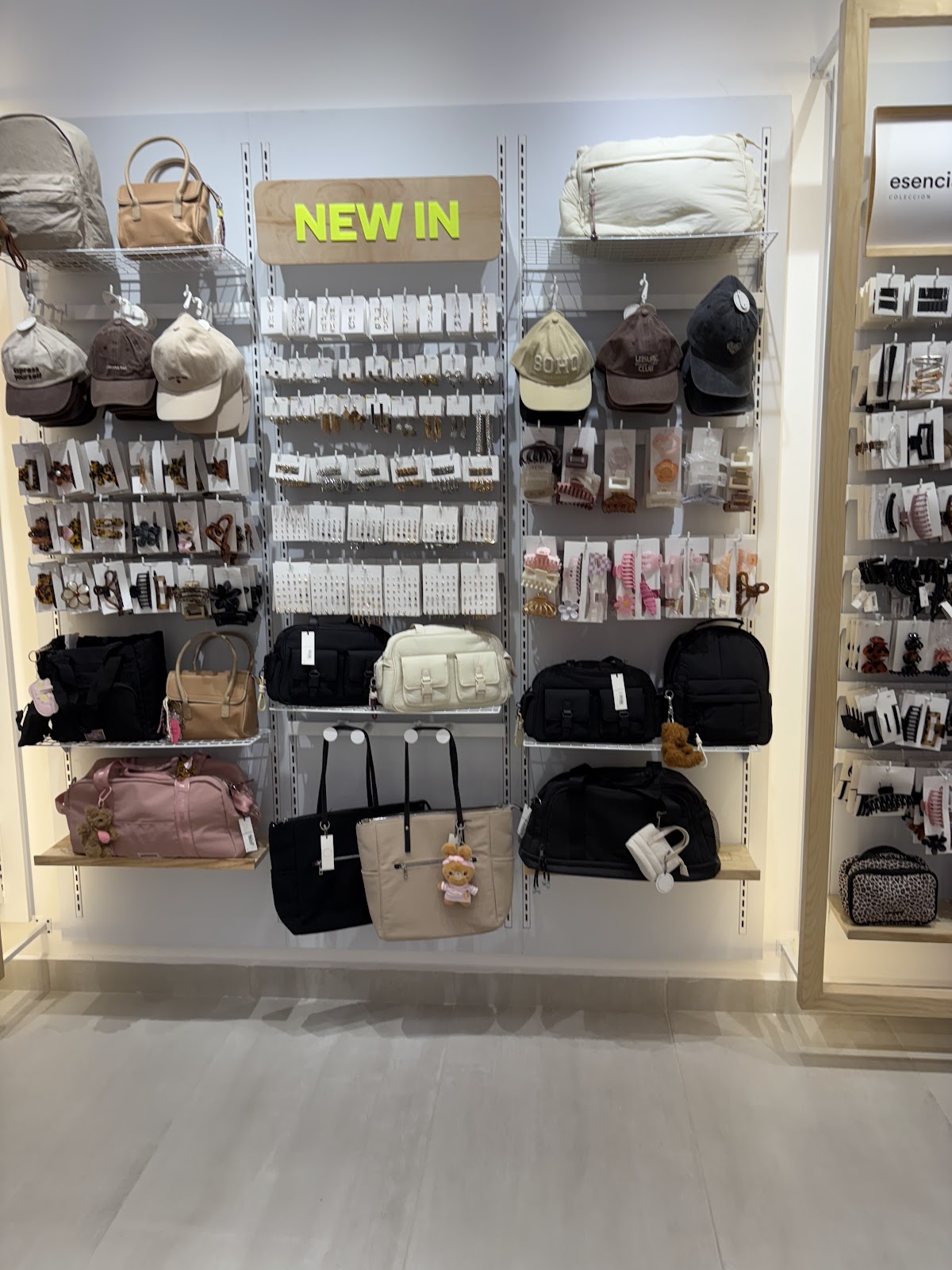 leetx-google-photo-70584-5 leetx-google-photo-70584-5