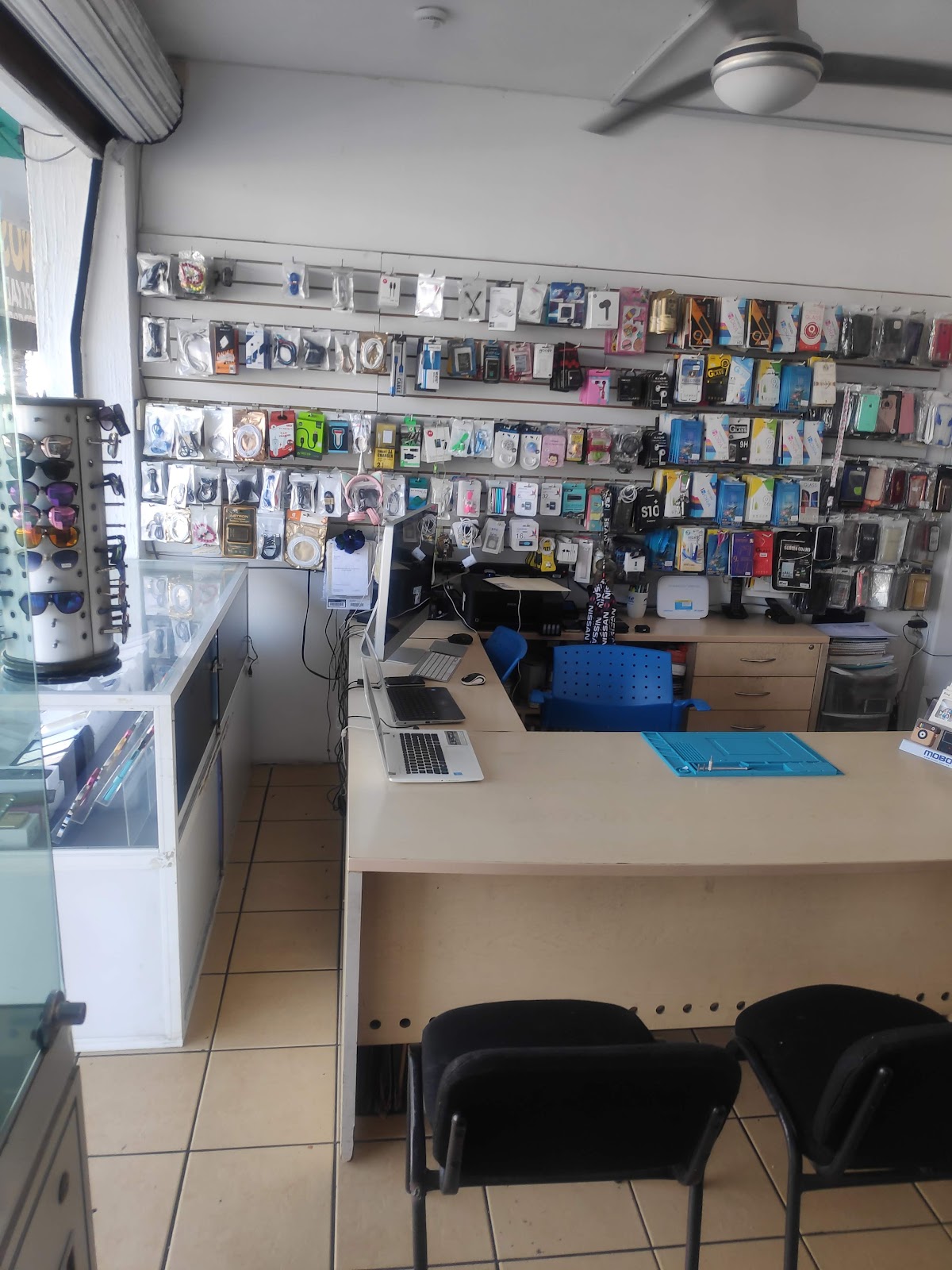 leetx-google-photo-70823-8 leetx-google-photo-70823-8