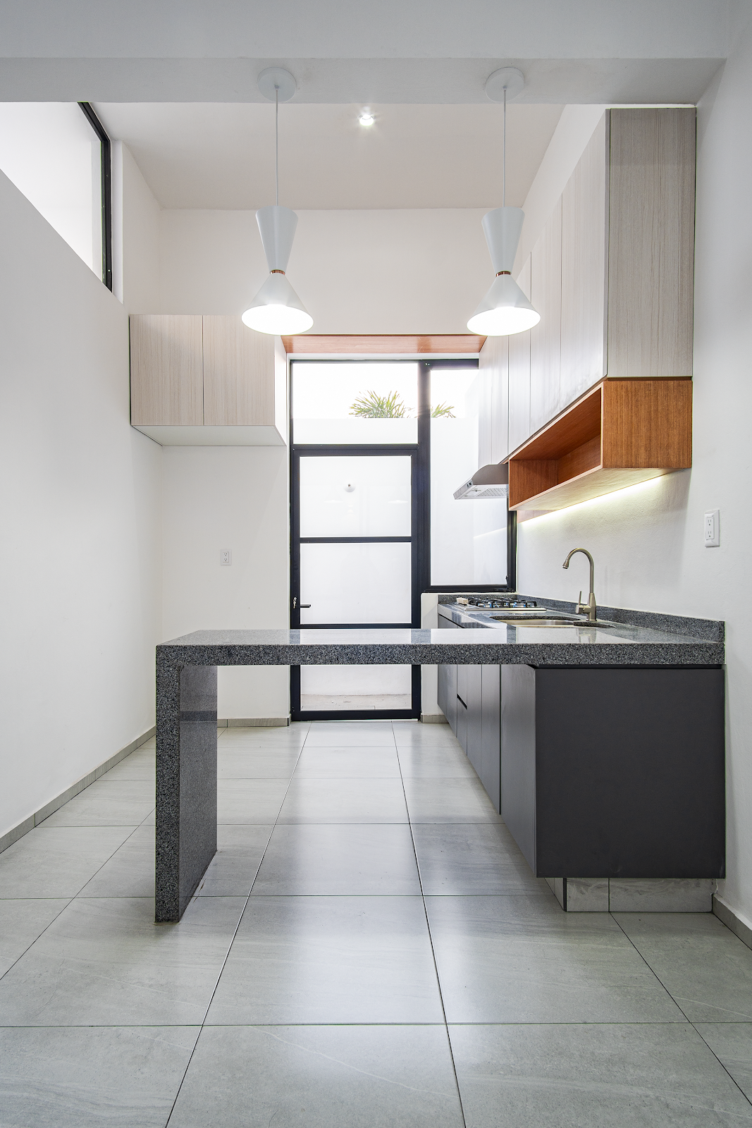 leetx-google-photo-71281-5 leetx-google-photo-71281-5