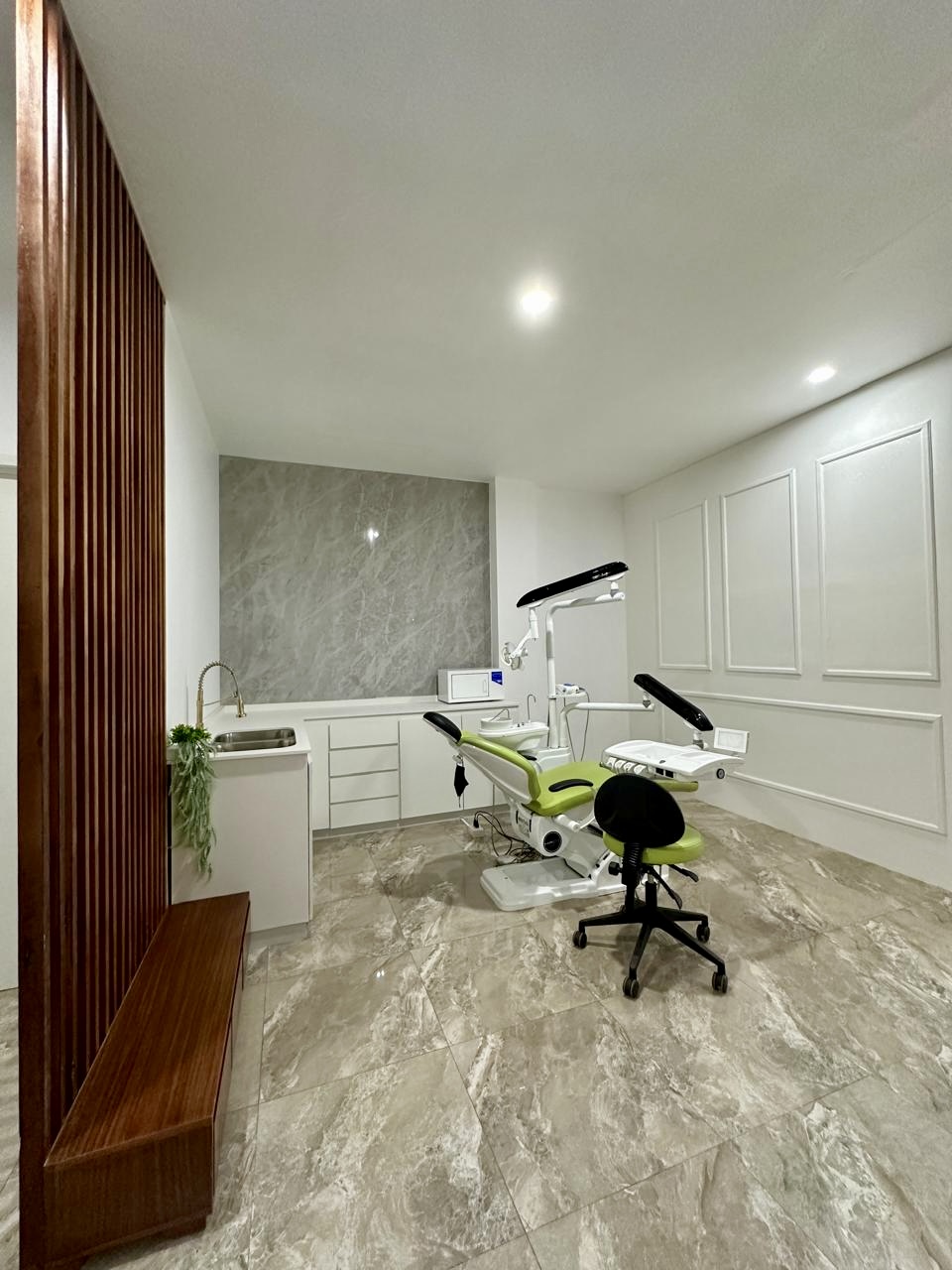 leetx-google-photo-71330-4 leetx-google-photo-71330-4